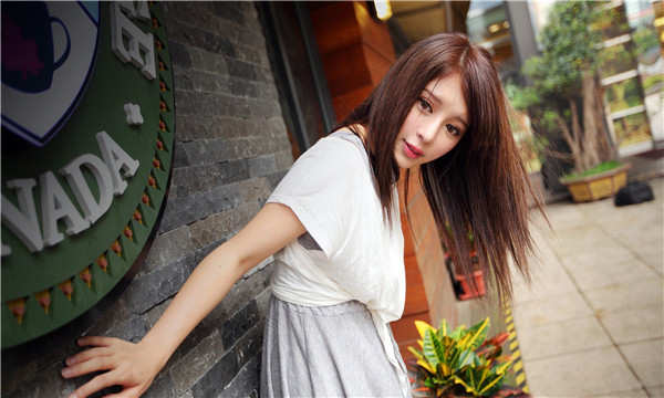 渭南想找一个女性生孩子给报酬-｛找个女人生孩子多少钱｝